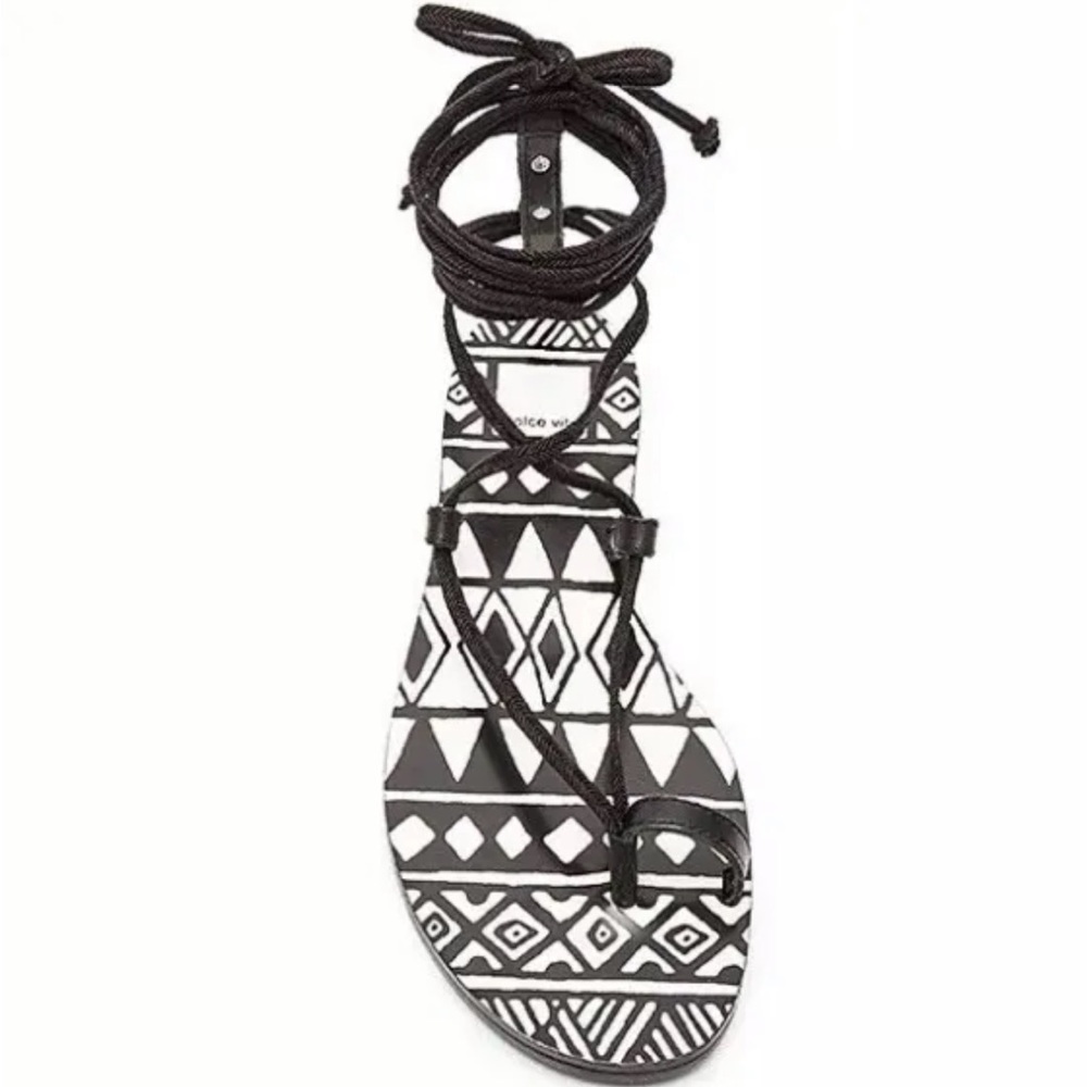 Dolce Vita Bohemian Tied Up Sandals Size 7.5